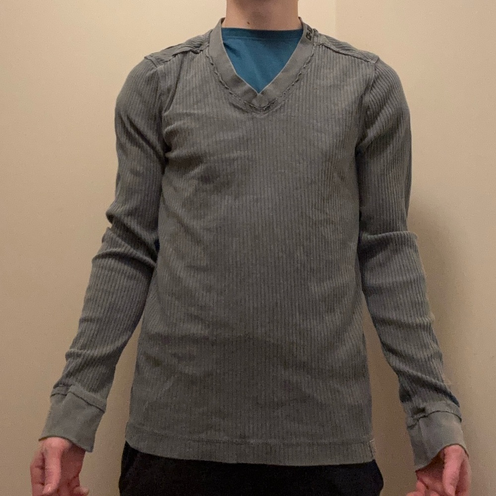 Calvin Klein Jeans Men's Distressed Gray V-Neck Sweater